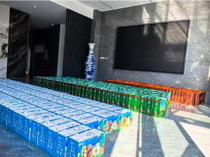 一份中秋禮，傳遞公司愛。